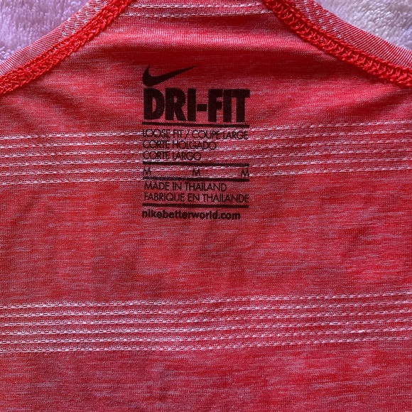 NIKE “dry fit” tank - Picture 5 of 6